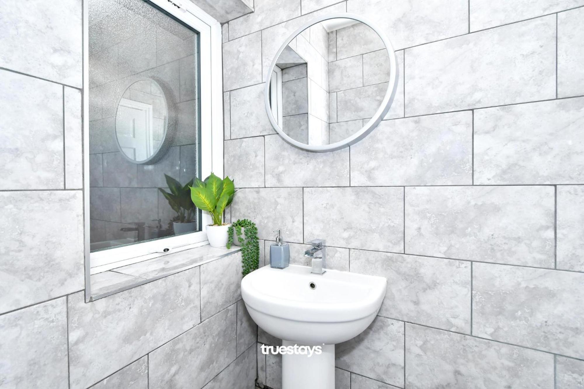 Gilman House By Truestays - 4 Bedroom House In Stoke-On-Trent Etruria Dış mekan fotoğraf