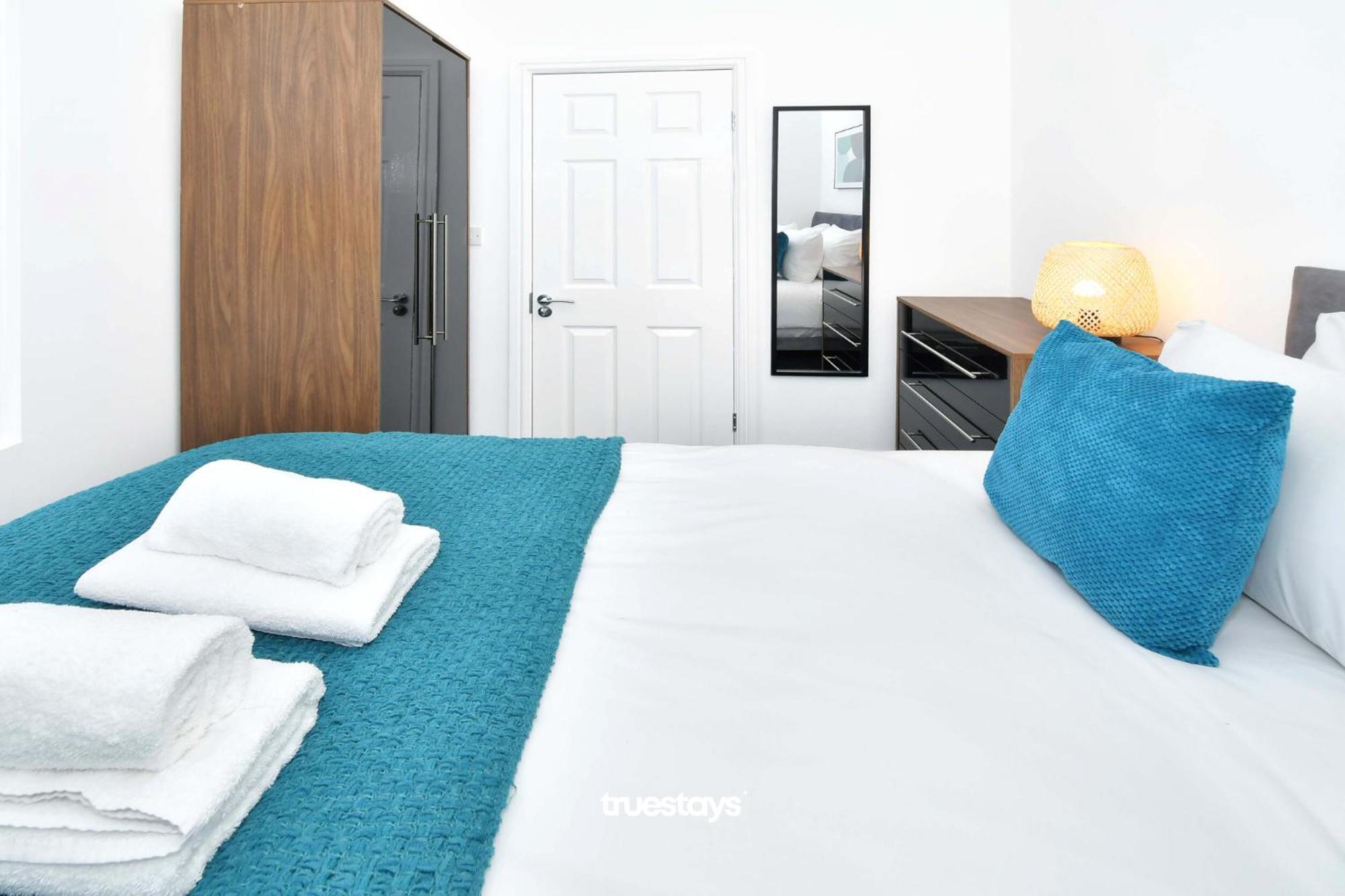 Gilman House By Truestays - 4 Bedroom House In Stoke-On-Trent Etruria Dış mekan fotoğraf