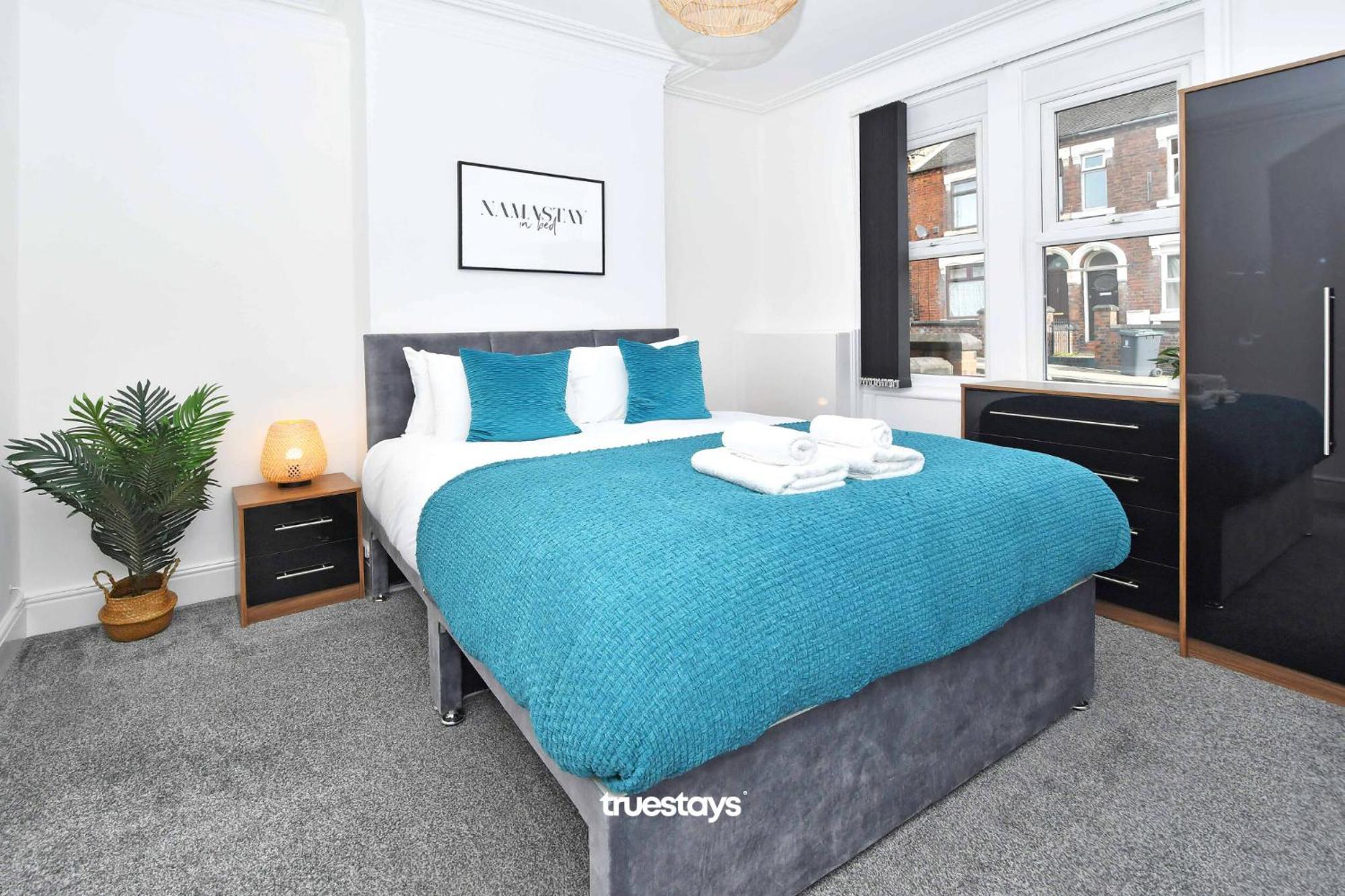 Gilman House By Truestays - 4 Bedroom House In Stoke-On-Trent Etruria Dış mekan fotoğraf