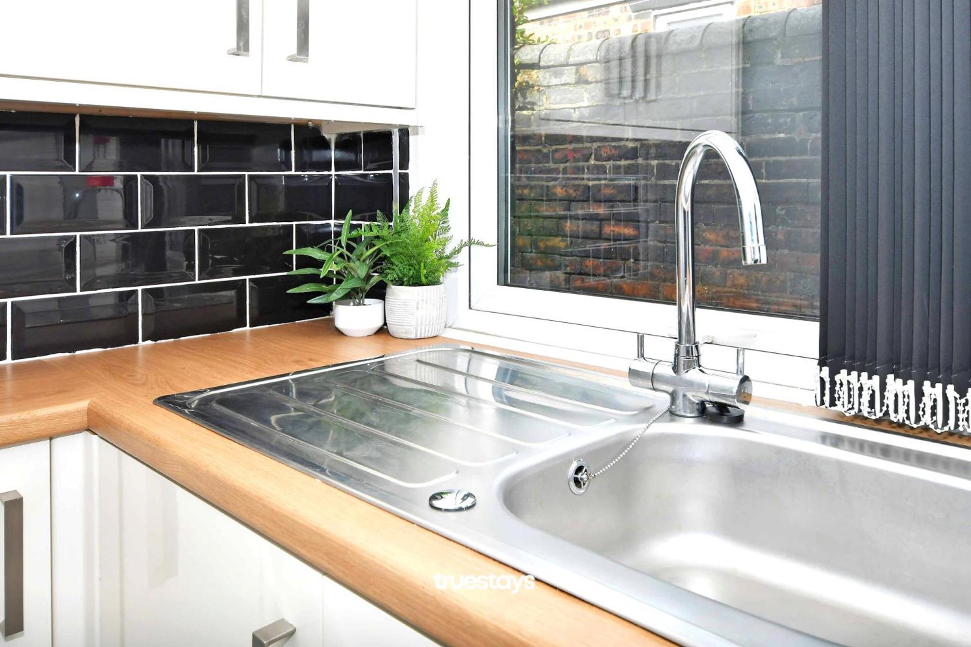 Gilman House By Truestays - 4 Bedroom House In Stoke-On-Trent Etruria Dış mekan fotoğraf
